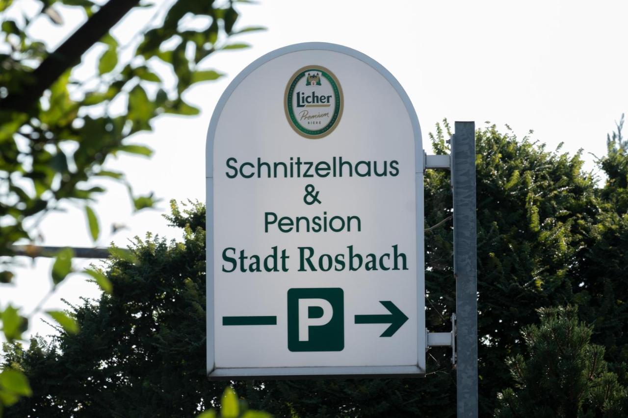 Schnitzelhaus Und Pension Stadt Rosbach Rosbach vor der Höhe Kültér fotó